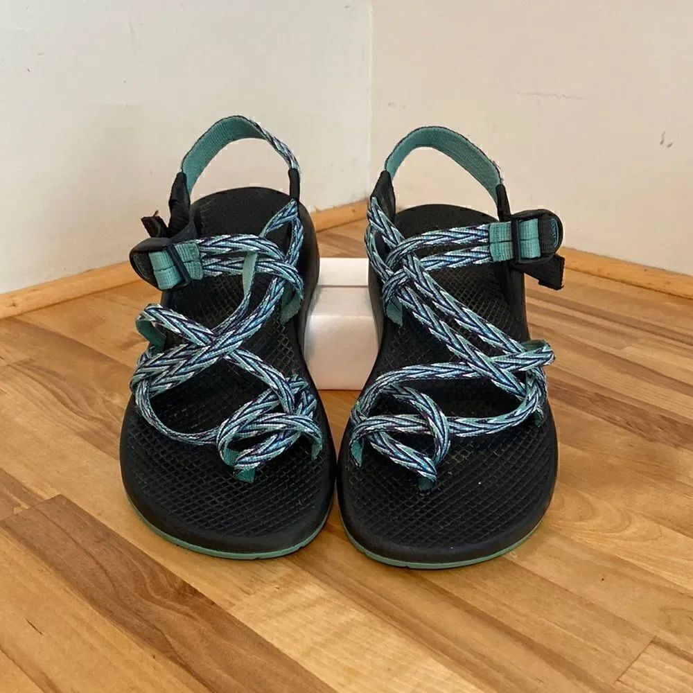 Chaco Blue & Green Women's ZX/2 Classic Sandals Size 9